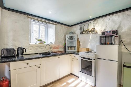 ทัศนียภาพภายนอกโรงแรม, Celyn Farm Cottage in ลานเบริส