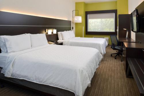 Holiday Inn Express Madera, an IHG Hotel