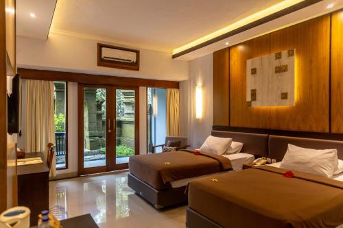 Champlung Sari Hotel