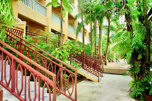 Exterior view, MW Krabi Beach Resort in Krabi