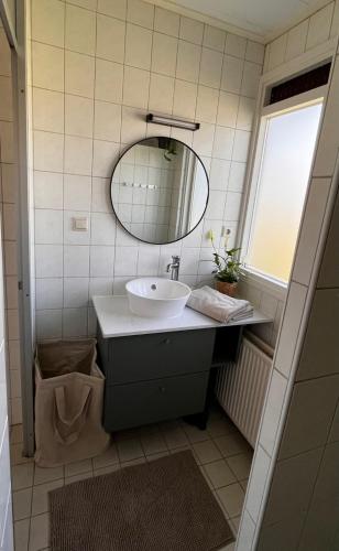 Ванна кімната, Fijne plek met eigen bos 2000m2 en GRATIS linnen en handdoeken!! in Денекамп