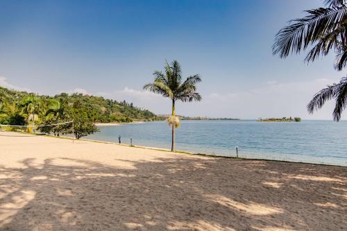 Apkārtne, Serene Lake View Lodge in Kayove, Rwanda in Kibuye