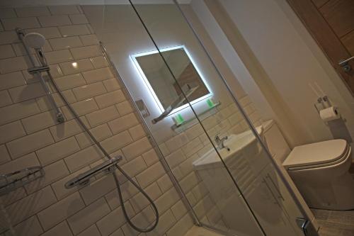 Apartment image 9
