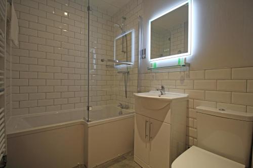 Apartment image 10