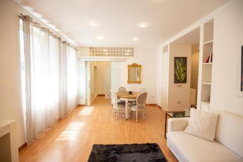 Star in Toledo By Dimorra - Naples