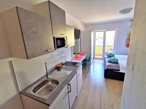 Konyha, Apartments CVITA HOLIDAY - Villa NATALI in Rogoznica