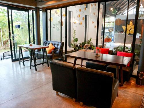 ห้องอาหาร, ซีแอนด์ซี รีสอร์ต (Z&Z Resort ) in หาดราไวย์