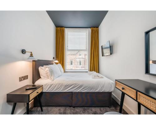 Central Belfast Apartments: University Street Room Type - Two-Bedroom Superior Apartment