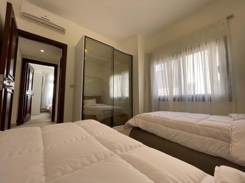 Marassi North Coast Villa Verdi with Garden in เอล อลาเมียน