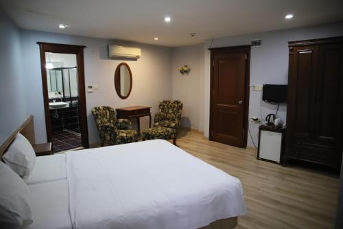 Basileus Hotel Room Type - Basement Floor - Triple Room