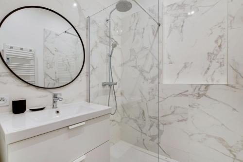 Chic Apartment -2BR/6P- Oberkampf/République Paris
