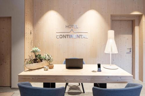 Lobby, Hotel Continental in Zermatt