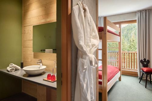 Hotel Ortles B&B Room Type - Economy Quadruple Room
