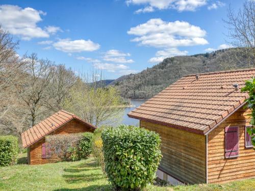 Vacanceole - Les Chalets de la Chazotte Pontgibaud