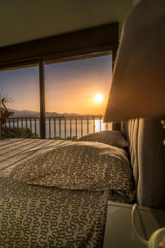 3 bedrooms, 6 beds