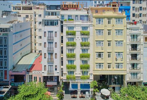 Emily Hotel and Apartment Da Nang