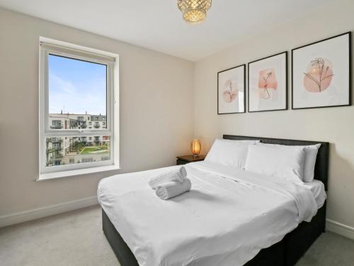 The Pier Apartment 2 - image 10