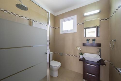 Three-Bedroom House image 10