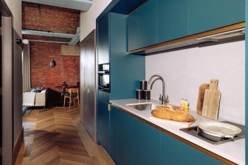 Native Manchester - image 7