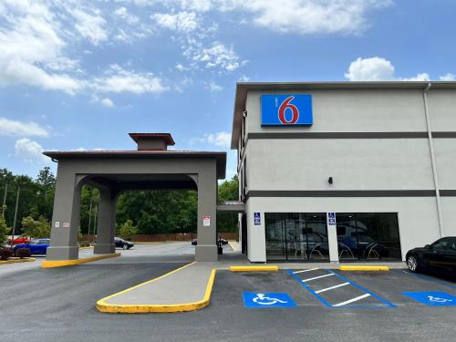 Motel 6-Biloxi, MS - Ocean Springs