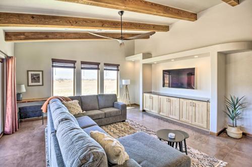 Pastoral Elgin Escape with Covered Patio and Grill! in Elgin (AZ)