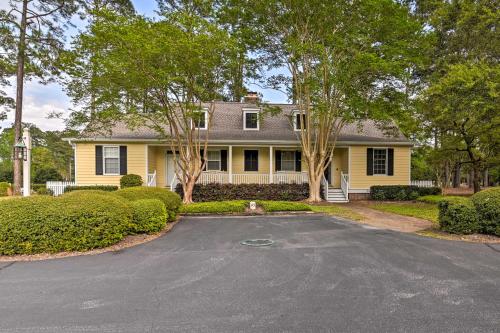 Cottage with Deck and Pool Access about 6 Mi to Beach