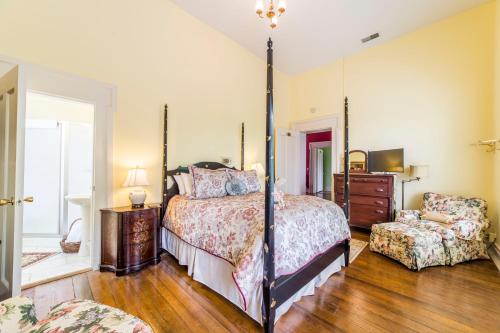 Bourbon Manor Bed & Breakfast Inn in Bardstown, USA