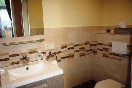 EU B&B - image 14