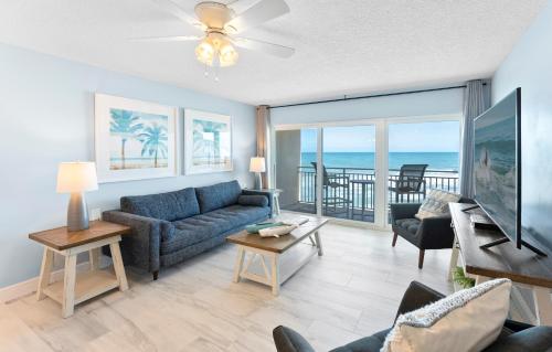 Paradise Beach Club - Oceanfront and Penthouse in Satellite Beach (FL)