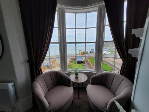 Sea View Flat 2 With Fast Wifi And Free Parking