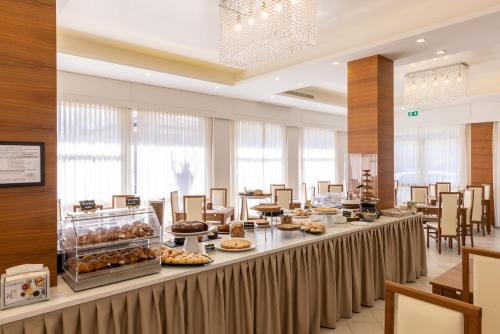 餐飲選擇, Hotel Edelweiss Riccione in 裡喬內海濱