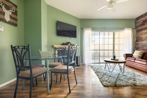 Lake Arrowhead Villas - image 10