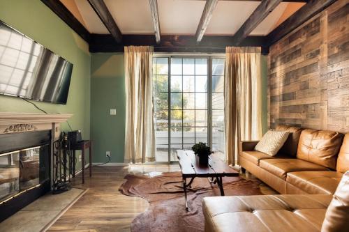 Lake Arrowhead Villas - image 2