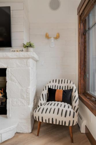 Modern Breckenridge Penthouse Ski In Ski Out in Breckenridge, USA