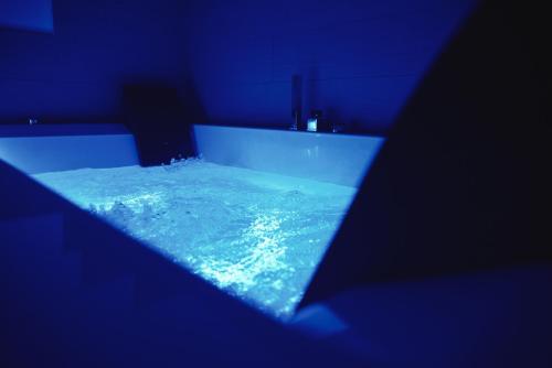 Prime Vatican Suites II Room Type - King Suite with Spa Bath