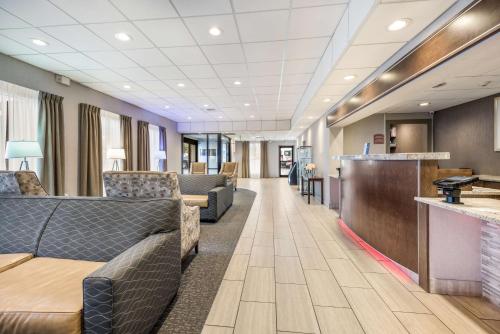 SureStay Hotel by Best Western SeaTac Airport North