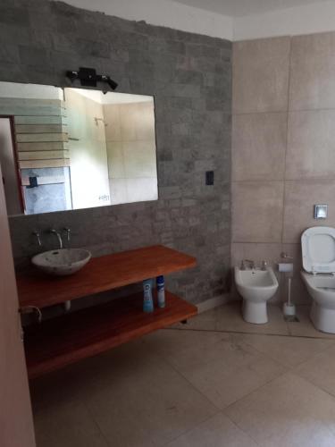 Alojamiento en casa quinta, habitación privada