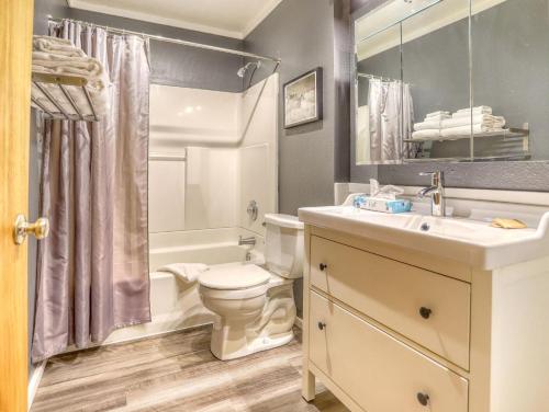 Hearthstone Retreat - Meredith Lodging