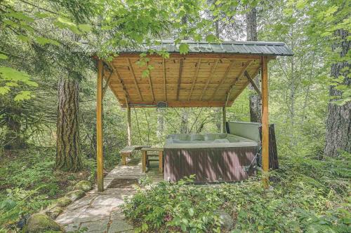 River Breeze Chalet - Meredith Lodging