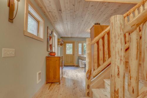 River Breeze Chalet - Meredith Lodging