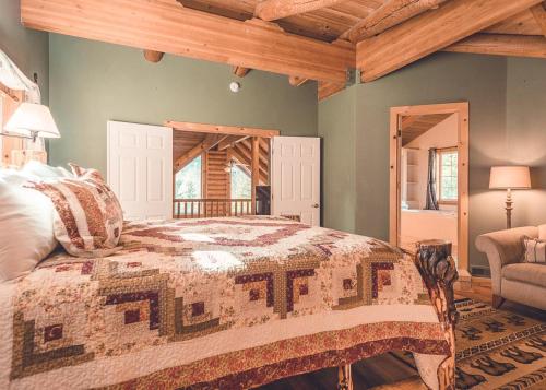 Forest View Lodge - Meredith Lodging