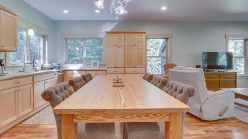 Leilani Cottage -Meredith Lodging