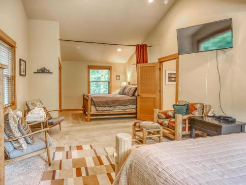 Zigzag Mountain Lodge - Meredith Lodging