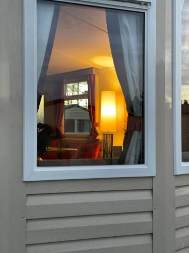 Deluxe 3 bedroom caravan in Haven's Seton Sands Holiday Village,Wifi