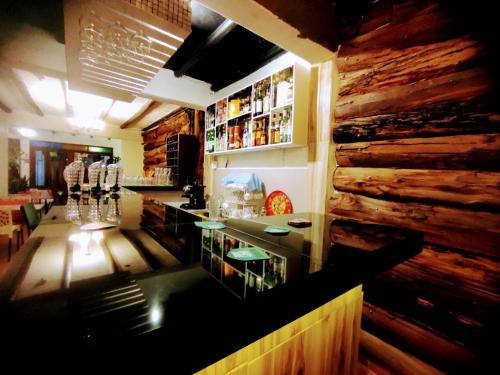 Étterem, Hostal Boutique Nariño Plaza (Hostal Boutique Narino Plaza) in Villa De Leyva