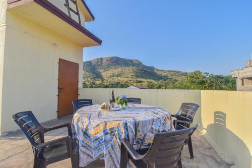 View, Lifeline Villas - Mountain View 3Bhk Big Pool Villa with Baby Pool in Lonavala