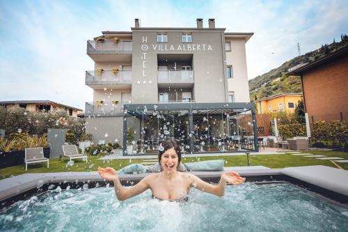 Hotel Villa Alberta - Nago-Torbole