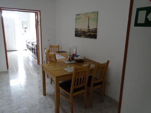 餐飲選擇, Rickaty Lodge Bed and Breakfast, Airport Bed and Breakfast, B&B de aeropuerto, Las Palmas Airport, G in 泰爾德
