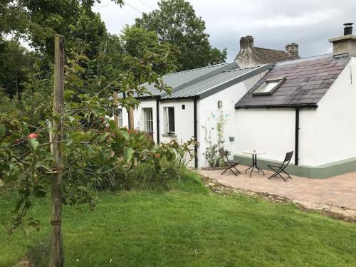 An Bothán-Cosy Cottage in the Cooley Mountains