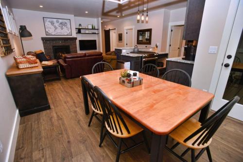 設施, Home on the Range by Casago McCall - Donerightmanagement in 麥考爾